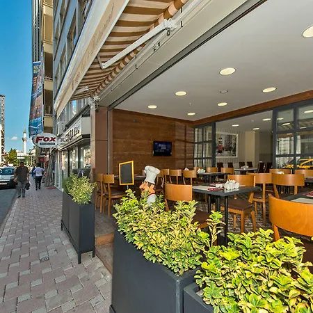 Regno Hotell 3*